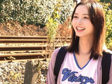 初めての素股 美脚スレンダー美女 静河 お尻愛のアナル
